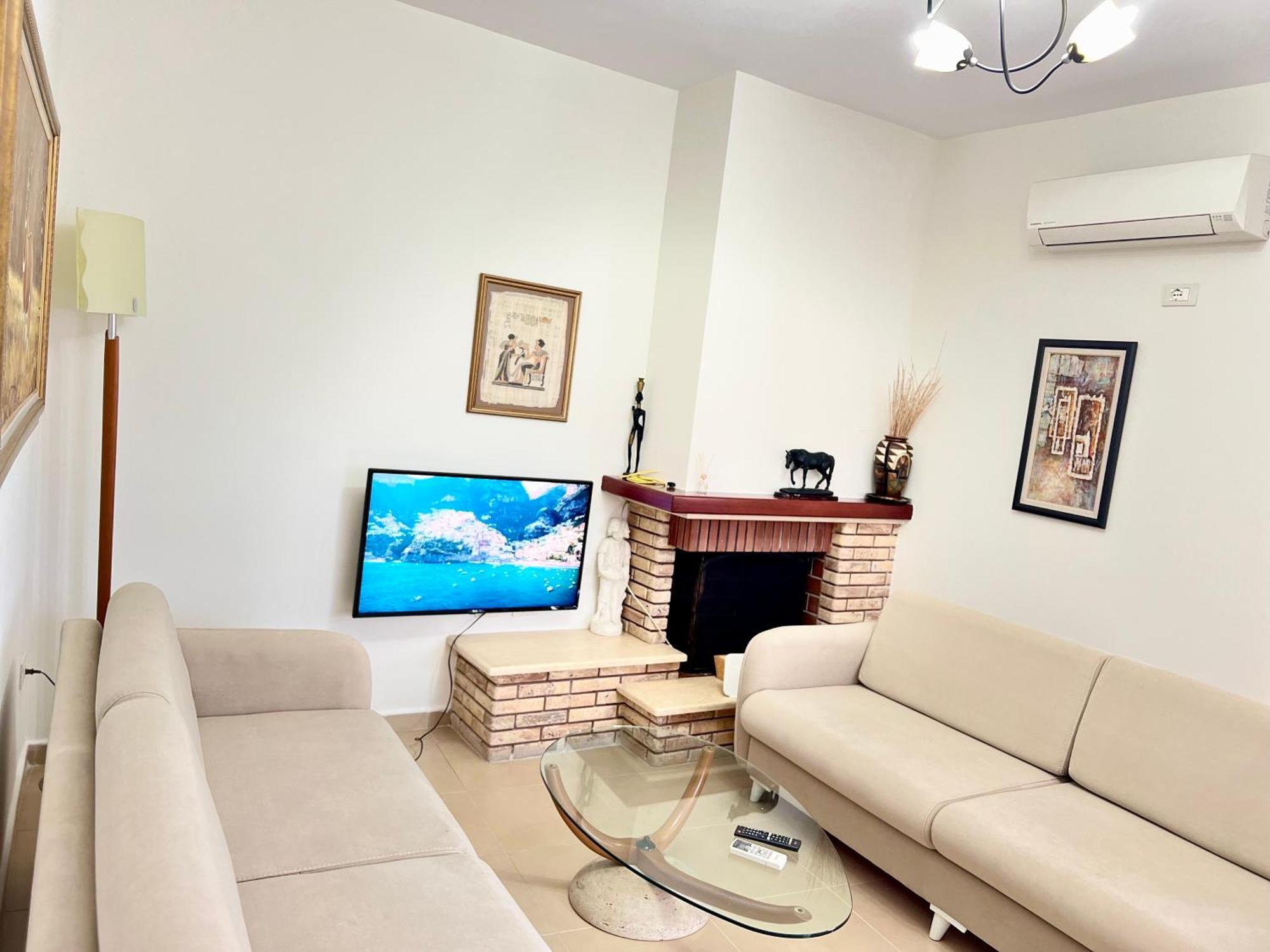 Boulevard Views - Spacious 01 Apartament