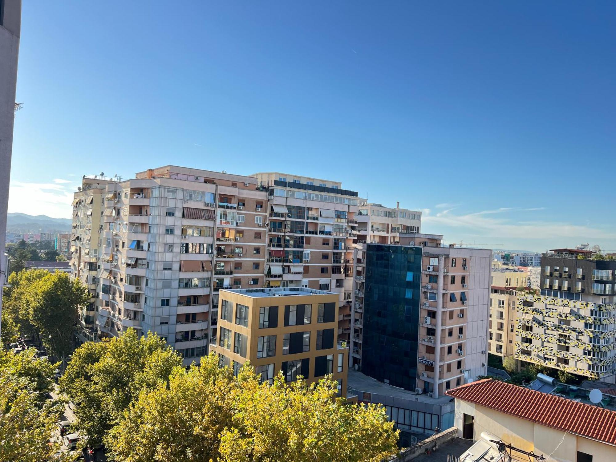 Boulevard Views - Spacious 01 Apartment Tirana